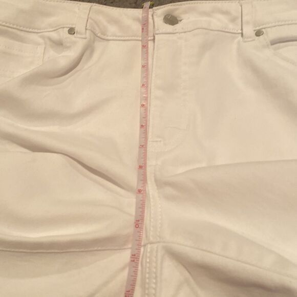 D. Jeans White Cuffed Cropped Ankle Pants Size 12 - Picture 3 of 6